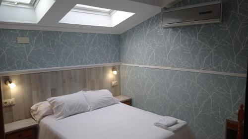 Baiona House | Discover Pensión O Escondidino: 9.2/10 Rated Getaway