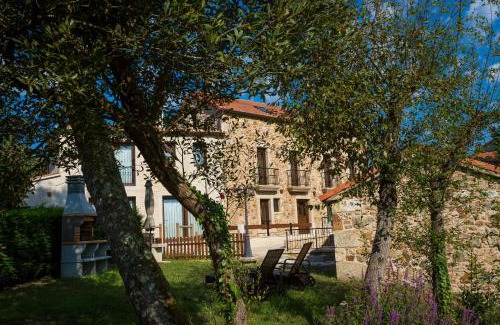 Os Muinos House | Guest Rated 9.3 at Pensión *** O Relax do Río with Ocean View