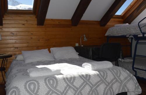 Panticosa House | Guest Rated Pensión Panticosa: Family & Pet Friendly Stay