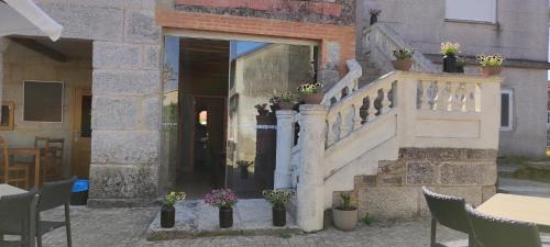 Tui House | Guest Favorite: Pensión Ponte das Febres with Breakfast & Pets