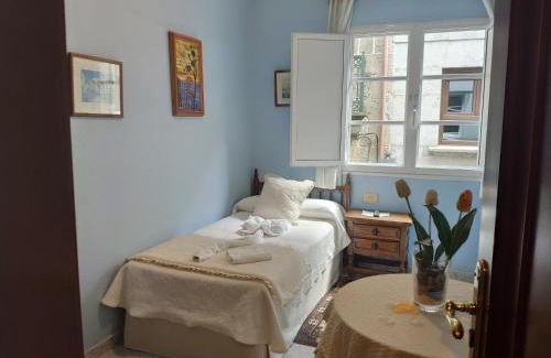 Cuntis House | Budget-Friendly Stay at Pensión Pura with Family Amenities