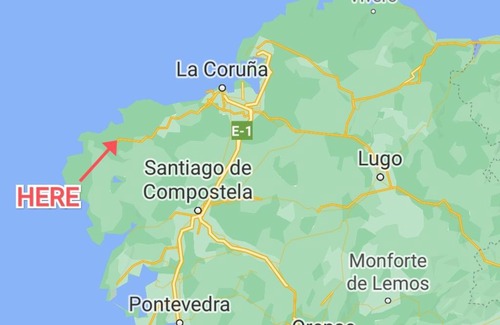 Bayo House | Top-Rated Pensión Residencia Miñones with Hot Tub & Breakfast