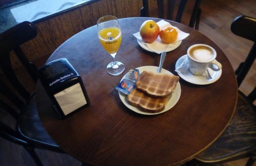 O Pindo Hotel | Cozy Pensión Sol e Mar with Oceanfront Views & Breakfast