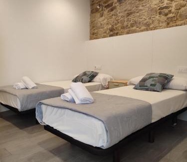 Santiago de Compostela House | Discover Hostal Boutique SP 55: Family-Friendly Retreat