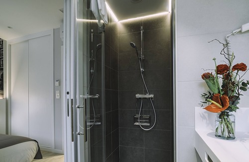 Astigarraga House | Top-Rated Pensión Txingurri: Spa and Family-Friendly Stay