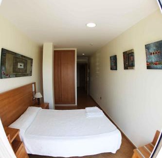 Majada del Moro House | Oceanfront Comfort at Venta de Tébar with Family Amenities