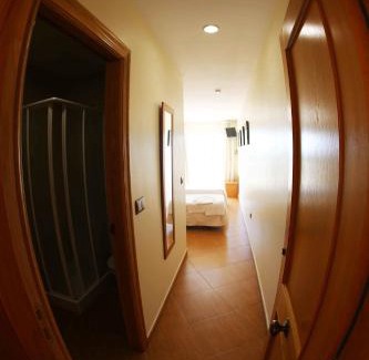 Majada del Moro House | Oceanfront Comfort at Venta de Tébar with Family Amenities