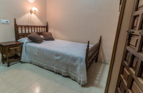 Garrido Norte House | Family-Friendly Pensión Virginia by Vivere Stays