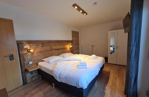 Maria Alm am Steinernen Meer Hotel | Charming Hotel Pension Annerlhof: Family-Friendly Getaway
