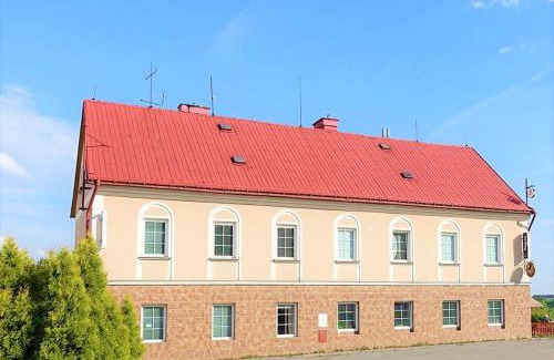Zacler House | Pet-Friendly Pension Žacléřský Medvěd with Family Amenities