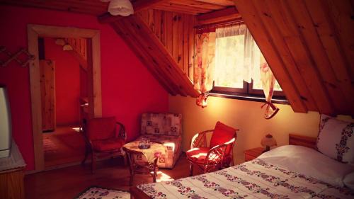 Zdiar House | Pension Adamjak: Family-Friendly Retreat with Pool & Breakfast