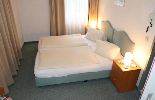 Graz-Straßgang House | Pet-Friendly Escape at Pension - Alt - Strassgang
