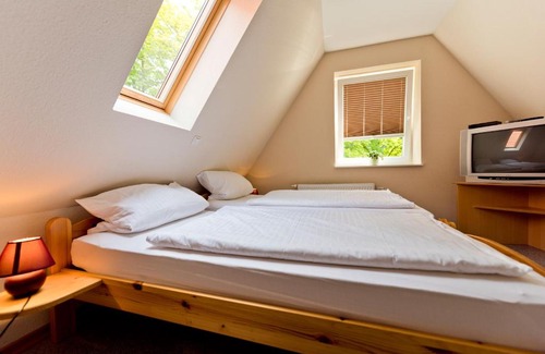 Ohne House | Pet Friendly Pension Alte Feuerwehr with Breakfast & Accessibility