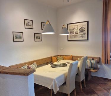 Gmuend in Kaernten House | Discover Pension Alte Mühle: Family-Friendly Retreat