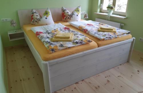 Stendal House | Pet-Friendly Pension am Mönchskirchhof with Breakfast & Kitchen