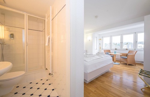Ostseebad Baabe Hotel | Exceptional Stay at Pension am Meer with Family-Friendly Amenities