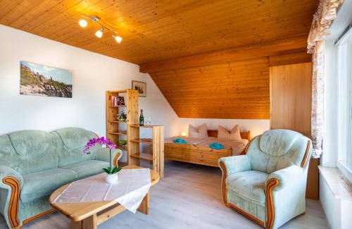 Mittelndorf Bed & Breakfast | Oceanfront Retreat at Pension Am Weinberg, Sächsische Schweiz