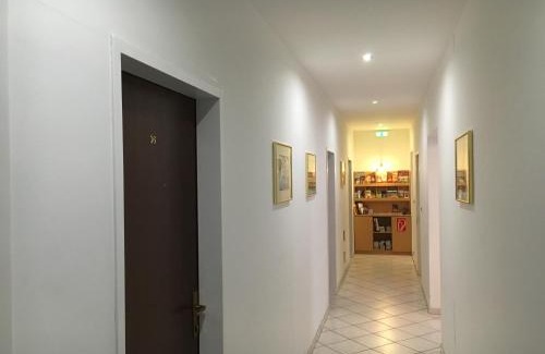 Josefstadt Hotel | Budget-Friendly Stay at Pension Ani with Family Amenities