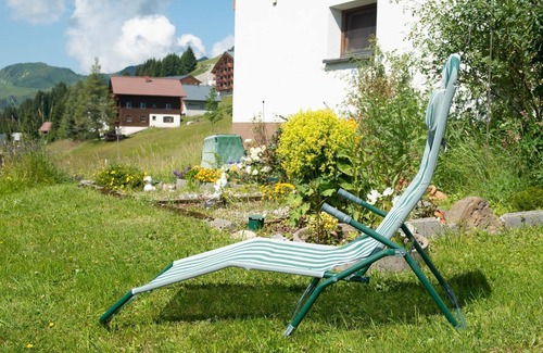 Damuels Apartment | Pension Armella - double room with shower/WC room 5