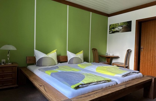 Seiffen House | Top-Rated Pension Bennelliebschänke with Family-Friendly Amenities