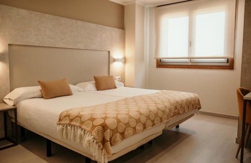 Catasol House | Pensión Berenguela: Guest Rated 8.8 with Family-Friendly Amenities