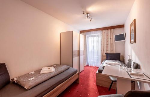 Waidring House | Welcoming Stay at Pension Berta with Family-Friendly Amenities