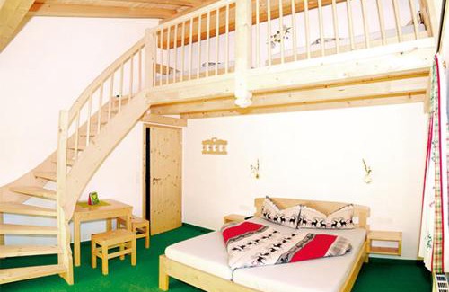 Wildschoenau House | Oceanfront Escape at Pension Biobauernhof Hinteraltensberg