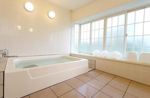 Gujo Hotel | Cozy Pension Bloom: Enjoy Breakfast and a Relaxing Hot Tub