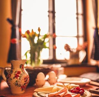 Cesky Krumlov House | Pet-Friendly Pension Cert a Kaca with High Guest Ratings
