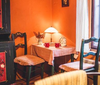 Cesky Krumlov House | Pet-Friendly Pension Cert a Kaca with High Guest Ratings