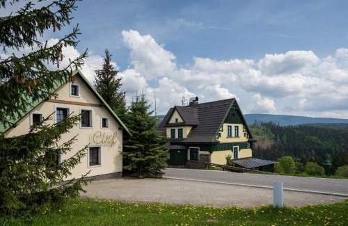 Strazne Apartment | Guest-Rated Pension Cirf: Ideal for Families and Kids