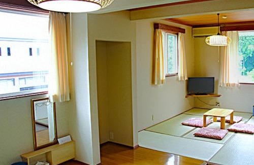 Minamiuonuma Hotel | Pension Come Relax: Family-Friendly Tatami-Room Stay