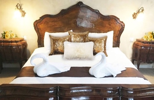 Miercurea-Ciuc House | Discover Pension Csiki Hotel in Miercurea Ciuc