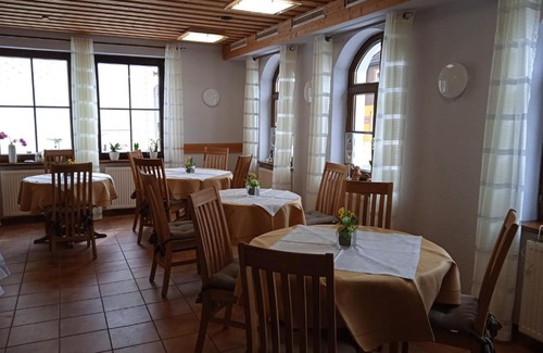 Schierke House | Cozy Pension Drei Elstern: Breakfast Included & 9/10 Rating