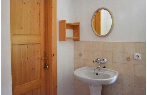 Svoboda nad Upou Apartment | Pet-Friendly Stay at Pension Dvořáček with Hot Tub & Breakfast