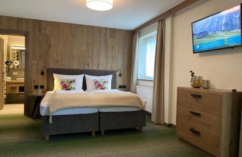 Mayrhofen Apartment | Discover Pension Eberharter: Family-Friendly Retreat