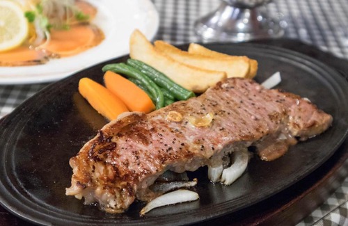 Kita Karuizawa Hotel | Pet-Friendly Pension Eden with Hot Tub & Family Amenities