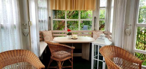 Marianske Lazne House | Pet-Friendly Comfort at Pension Elbrs - Rated 8.7/10
