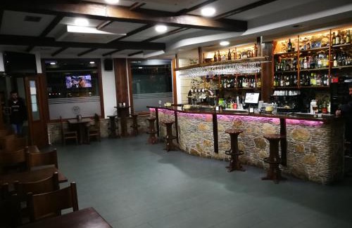 Catasol House | Comfortable Stay at Pension Esquina with Family-Friendly Dining