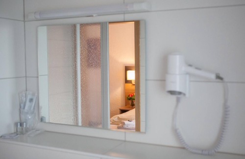 Laubach House | Experience Comfort at Pension EulenNest: Rated 9/10!