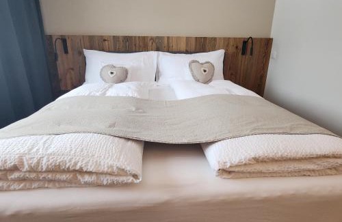 Schwarzsee House | Discover Pension fein & sein: Family-Friendly Retreat