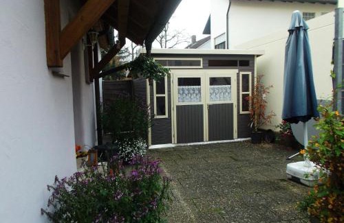 Treuchtlingen House | Family-Friendly Stay at Pension/FeWo E. Tschernach