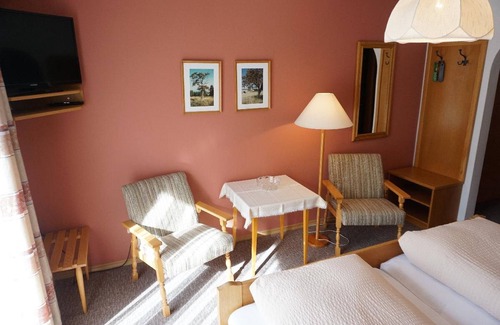 Mauth House | Family-Friendly Retreat at Pension & Fewos Fuchs