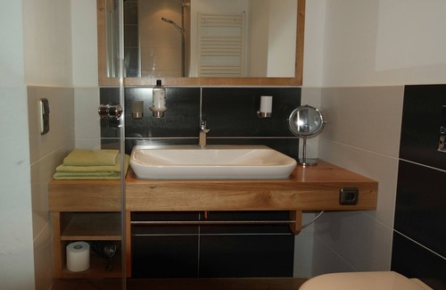 Warburg House | Cozy Pension Franzbäcker with Breakfast & Family Amenities