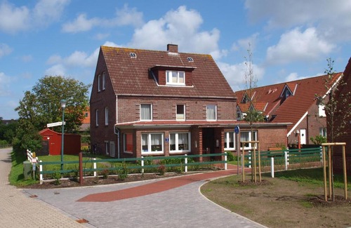 Langeoog House | Oceanfront Escape at Pension Friedrich Voss - 10/10 Rating