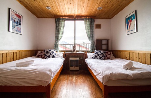 Hirafu House | Top-Rated Pension Full Note with Family-Friendly Amenities