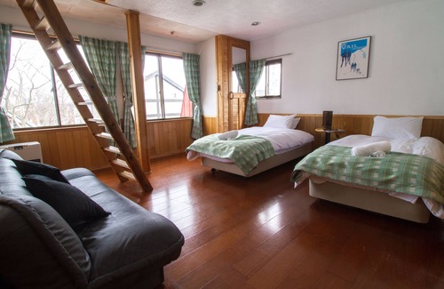 Hirafu House | Top-Rated Pension Full Note with Family-Friendly Amenities