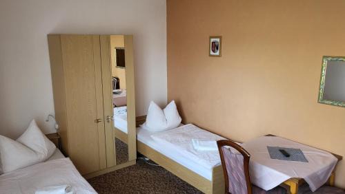Seiffen House | Family-Friendly Pension Gerlach with Kitchen Facilities