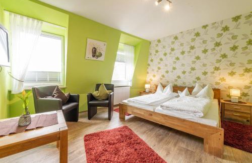 Goessweinstein House | Budget-Friendly Pension Gisela: Child-Friendly Retreat