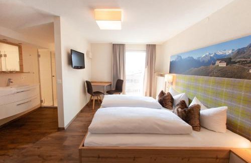 Medraz House | Exceptional Pension Gletscherblick: Family-Friendly Retreat